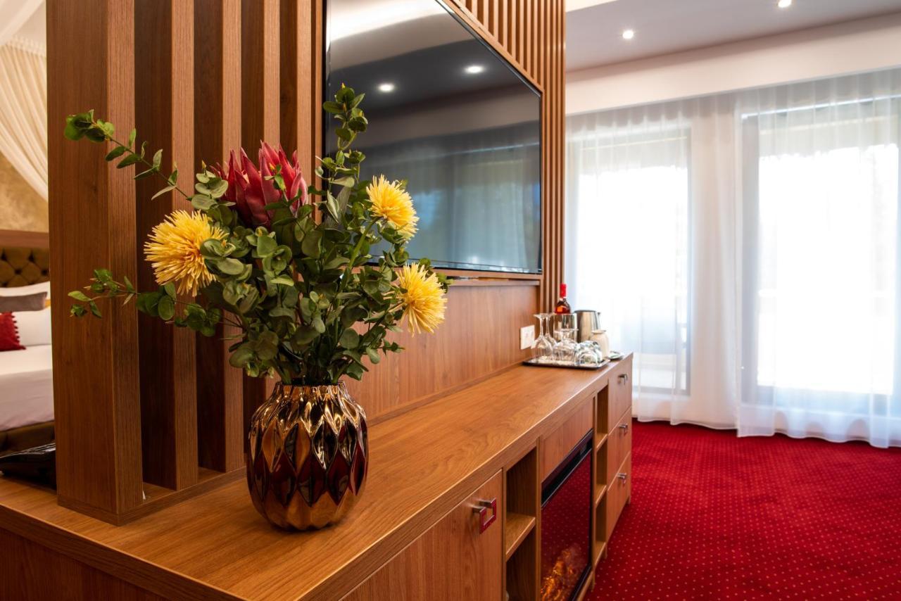 Vila Simonte Poiana Brasov Hotel Luaran gambar