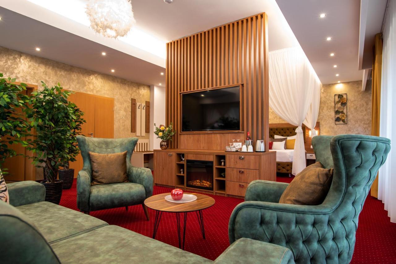 Vila Simonte Poiana Brasov Hotel Luaran gambar